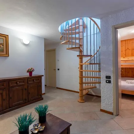 Bellavista Con Piscina Tatil Evi *